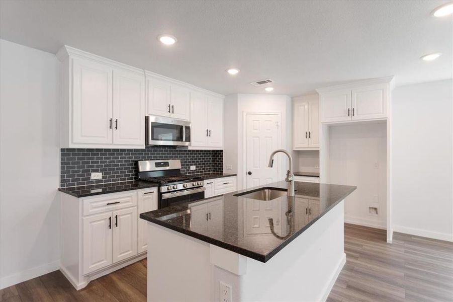 Furnished interior view inside a new home in , Sherman (Image 4).