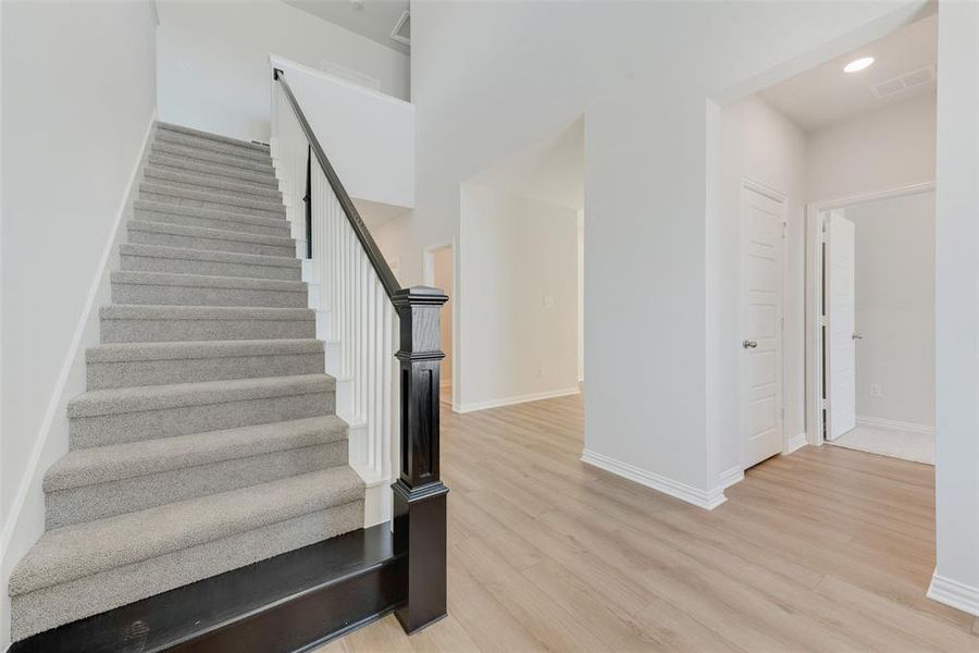 Image 34 of a home in Valencia On The Lake.