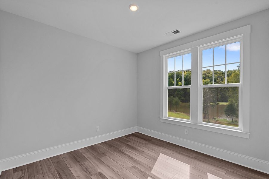Spacious, unfurnished interior of a new home in Hanes Lake, Winston-Salem (Image 28).