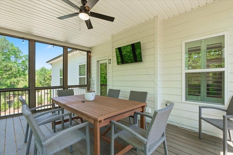 Exterior details and patio area of a home in , Carrollton (Image 25).