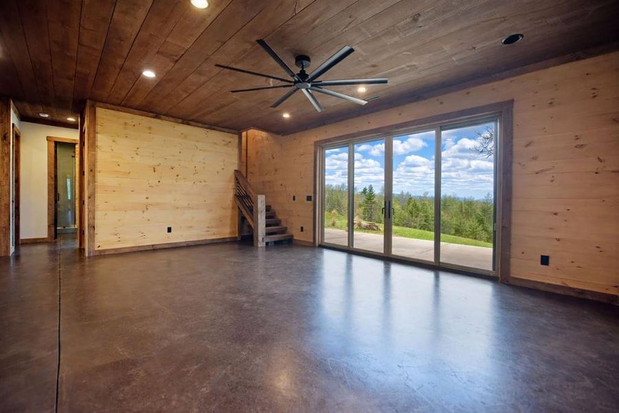 Spacious, unfurnished interior of a new home in , Blue Ridge (Image 19). Spacious, unfurnished interior of a new home in , Blue Ridge (Image 19).