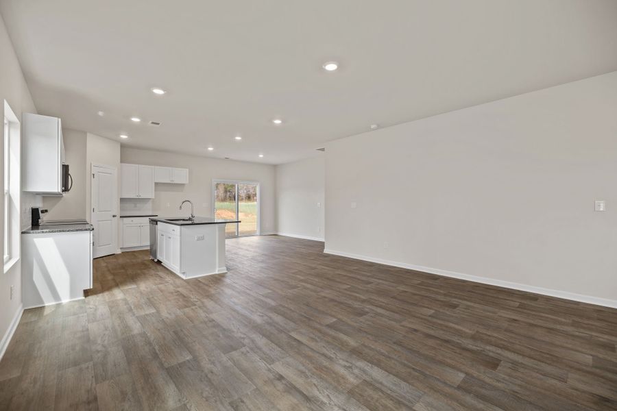 4br New Home in Richburg, SC.  - Slide 8