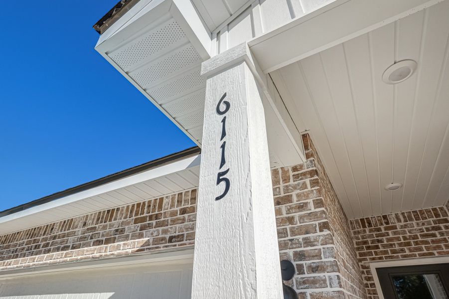 Exterior details and patio area of a home in Blossom Grove, Crestview (Image 3).