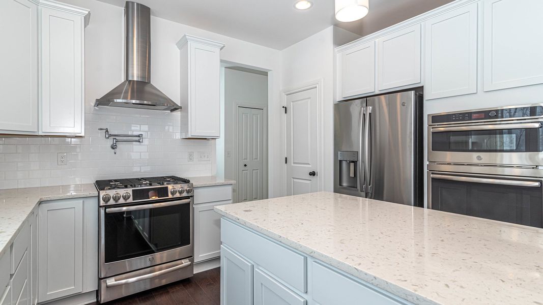 Representative furnished interior of a home built from the The Briarhaven III Side Entry by Norfolk Homes in Fosdick Glen of Saline, Saline (Image 15).