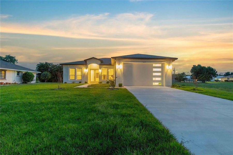 Exterior details and patio area of a home in , Punta Gorda (Image 30).