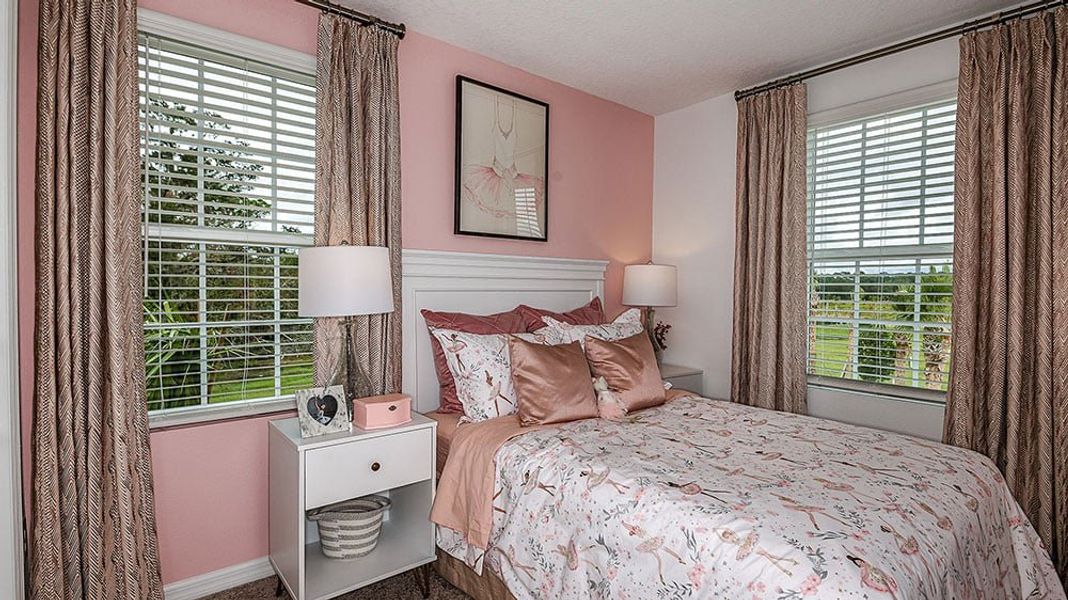 Representative furnished interior of a home built from the Marigold by Taylor Morrison in The Townhomes at Skye Ranch, Sarasota (Image 13).