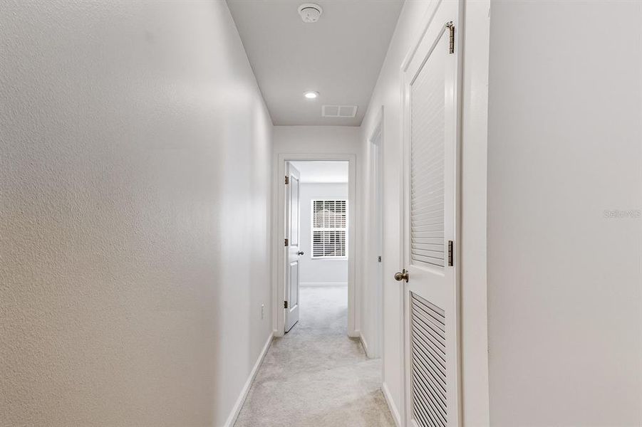 Spacious, unfurnished interior of a new home in , New Port Richey (Image 11).