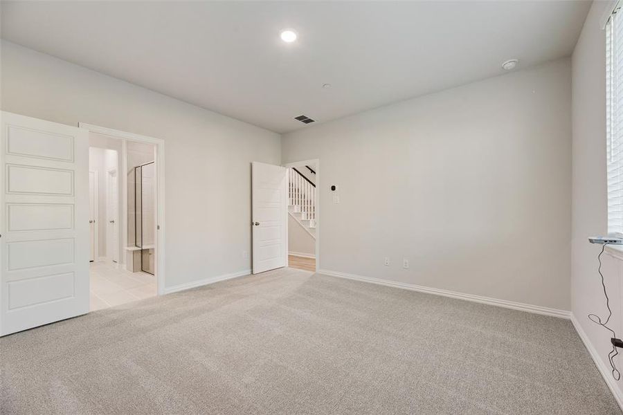 Spacious, unfurnished interior of a new home in Wade Settlement Townhomes, Frisco (Image 24).