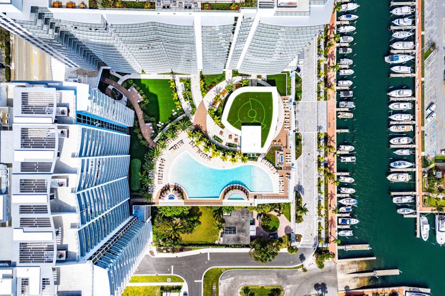 028-220LakeShoreDrive-1613-LakePark-FL-3