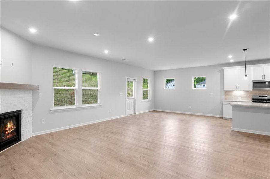 Spacious, unfurnished interior of a new home in , Villa Rica (Image 24).
