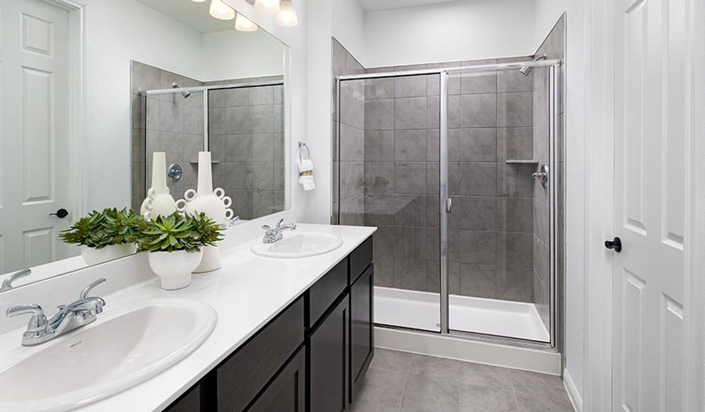 Beech-X933-SeasonsAtCalumetII Bathroom