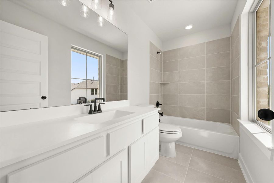 Furnished interior view inside a new home in Kresston, Montgomery (Image 11).