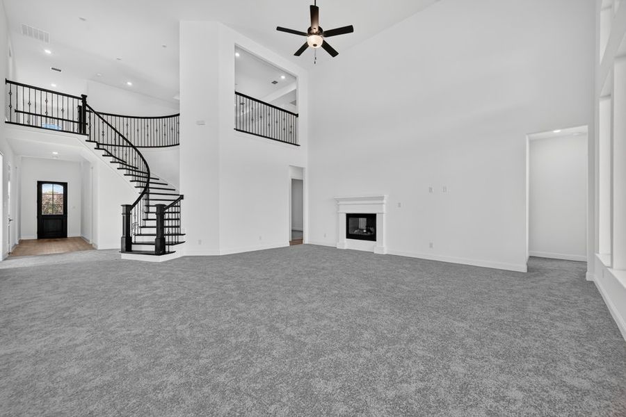 Spacious, unfurnished interior of a new home in The Ranch at Uptown Celina, Celina (Image 15).