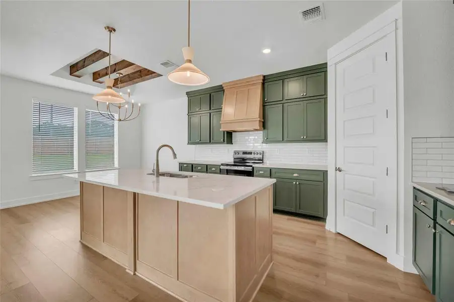 Please note: These interior photos are not of the actual home but are of a completed one with a similar floor plan. Finishes, features, and layouts may vary. Please note: These interior photos are not of the actual home but are of a completed one with a similar floor plan. Finishes, features, and layouts may vary.