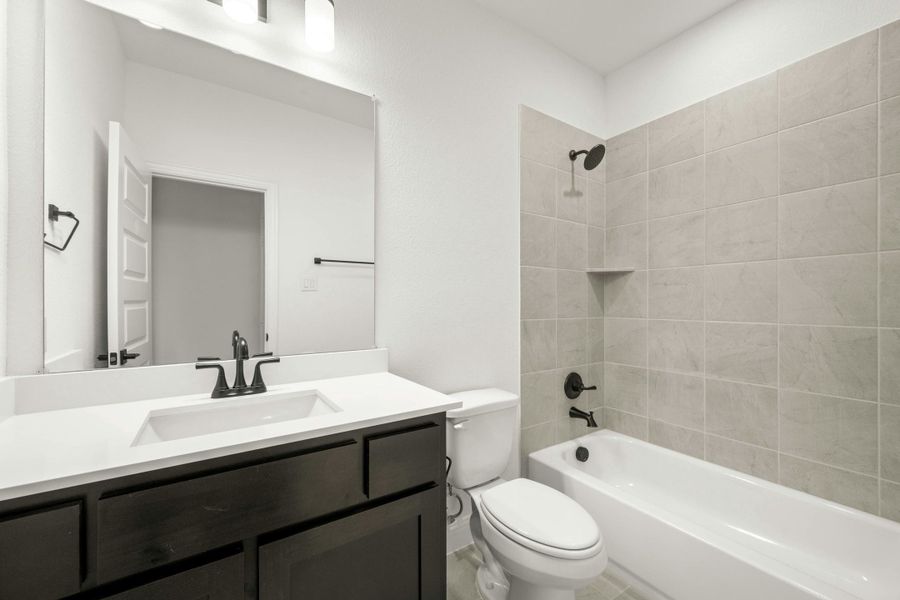 Representative furnished interior of a home built from the Dickson by Kindred Homes in Oak Creek Ranch, Waxahachie (Image 9).