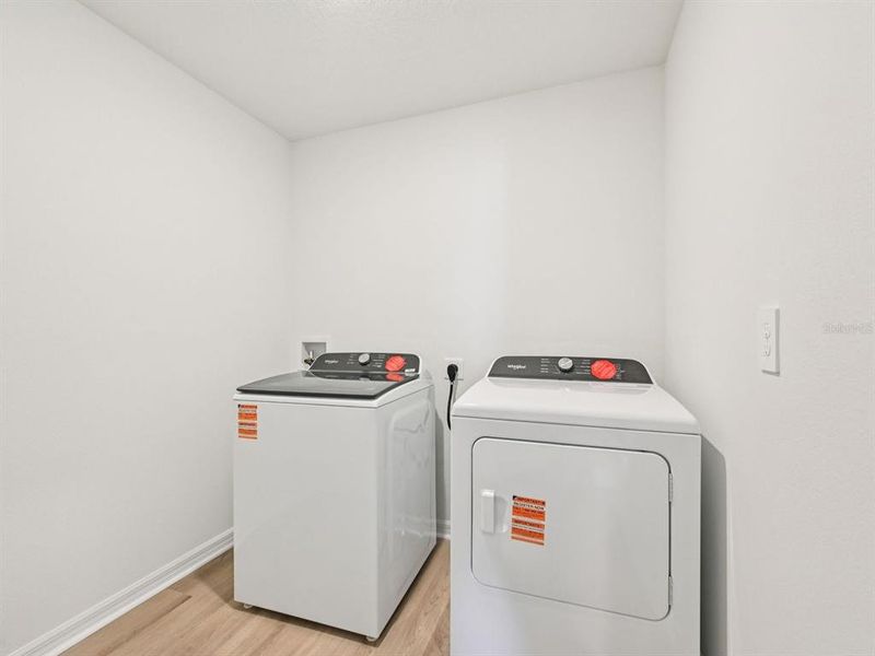 Close-up of interior finishes inside a home in Oakfield Trails - Signature Series, Parrish (Image 15).