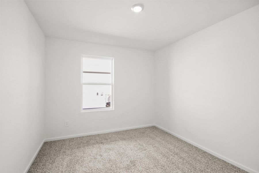Spacious, unfurnished interior of a new home in Silverthorne, Conroe (Image 14).