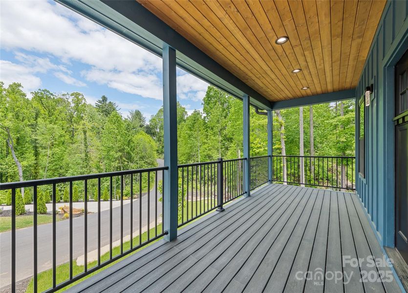 Spacious, unfurnished interior of a new home in , Arden (Image 24).