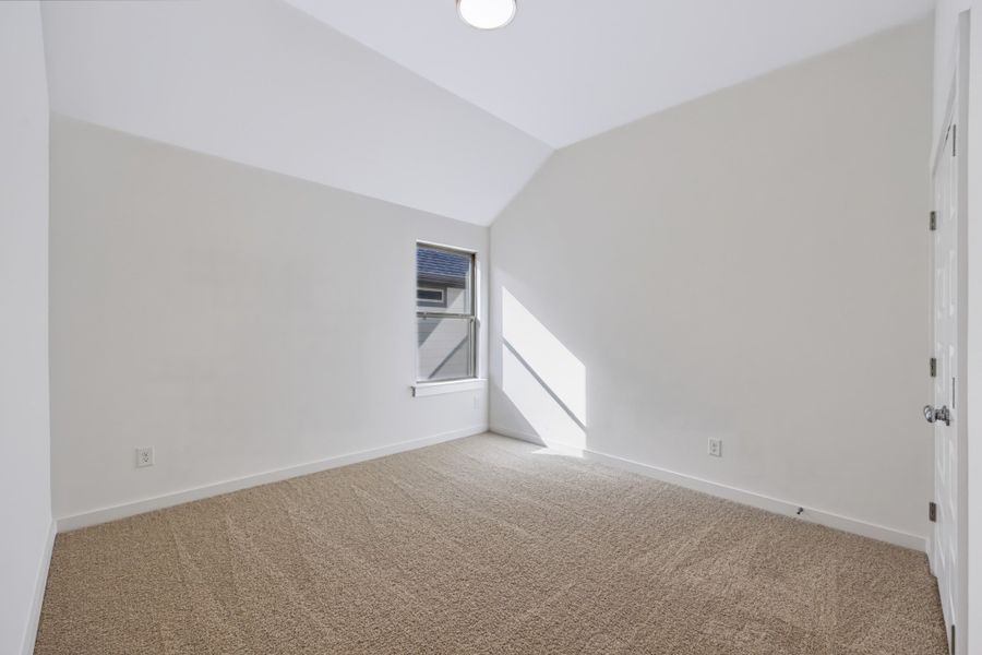 Spacious, unfurnished interior of a new home in Prairie Winds, Hutto (Image 28).