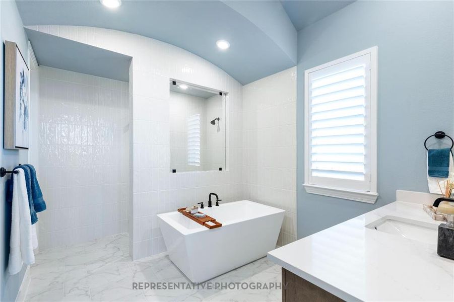 Furnished interior view inside a new home in Canyon Creek Estates, Sherman (Image 12).