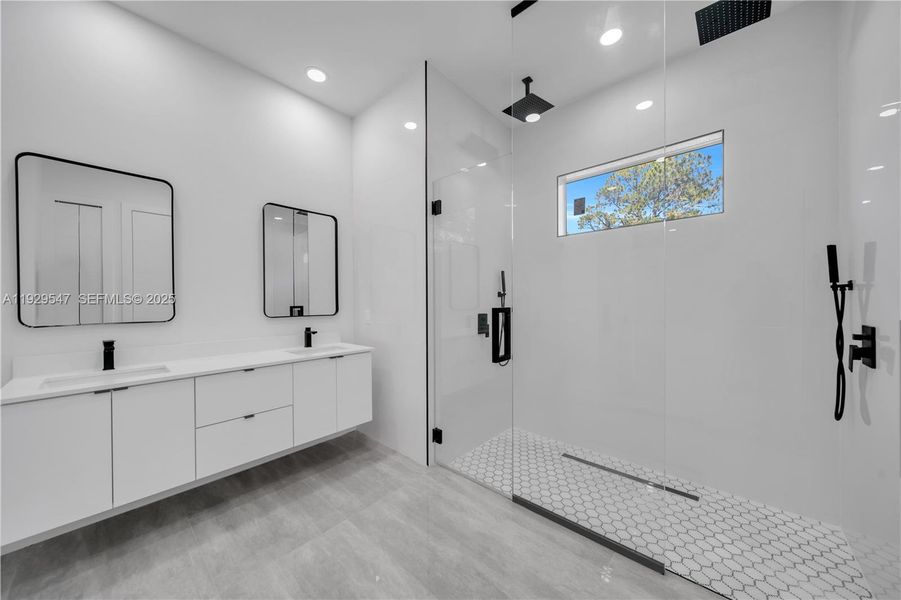 Furnished interior view inside a new home in , Lehigh Acres (Image 6). Furnished interior view inside a new home in , Lehigh Acres (Image 6).