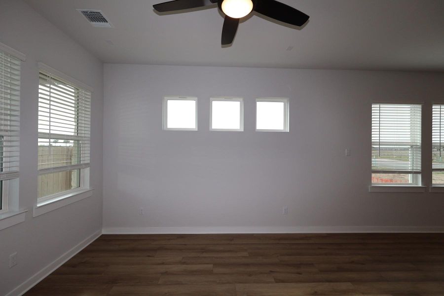 Spacious, unfurnished interior of a new home in Park Central, Georgetown (Image 11).