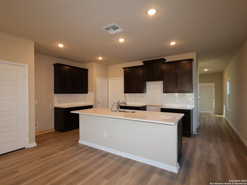 Furnished interior view inside a new home in Winding Brook, San Antonio (Image 17). Furnished interior view inside a new home in Winding Brook, San Antonio (Image 17).