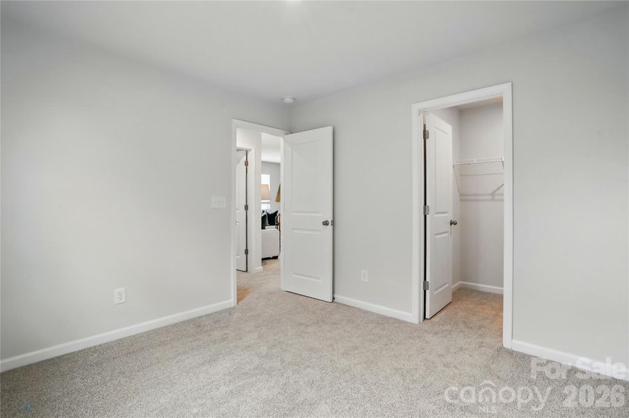 Photos from another completed Shenandoah for representation only. Exterior elevation/colors and interior finishes may vary.