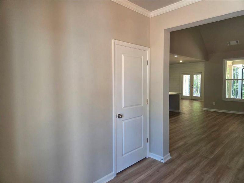 Spacious, unfurnished interior of a new home in , Bethlehem (Image 15).