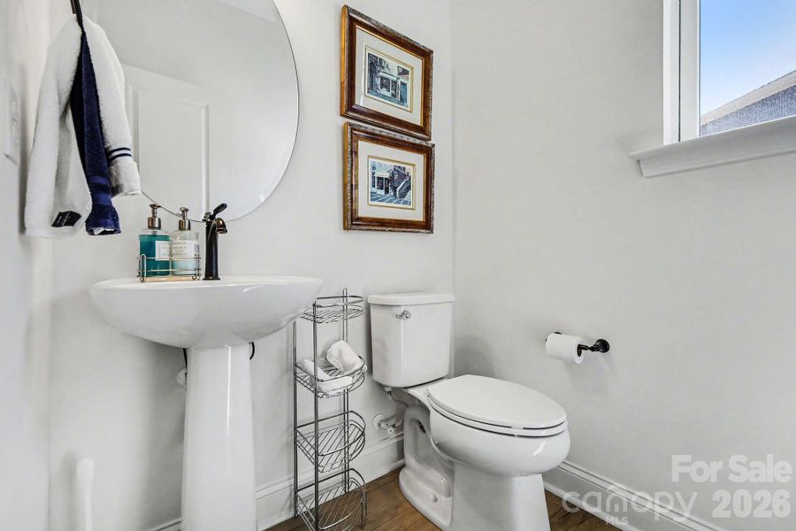 Furnished interior view inside a new home in Lakeside Glen, York (Image 43).