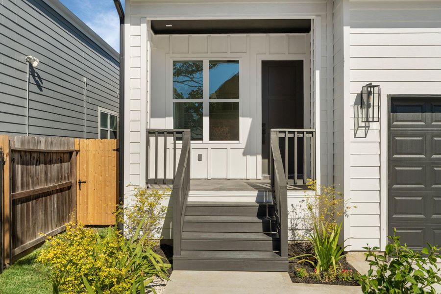 Exterior details and patio area of a home in , Houston (Image 3). Exterior details and patio area of a home in , Houston (Image 3).