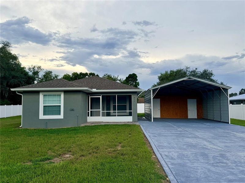 Exterior details and patio area of a home in , Babson Park (Image 25).