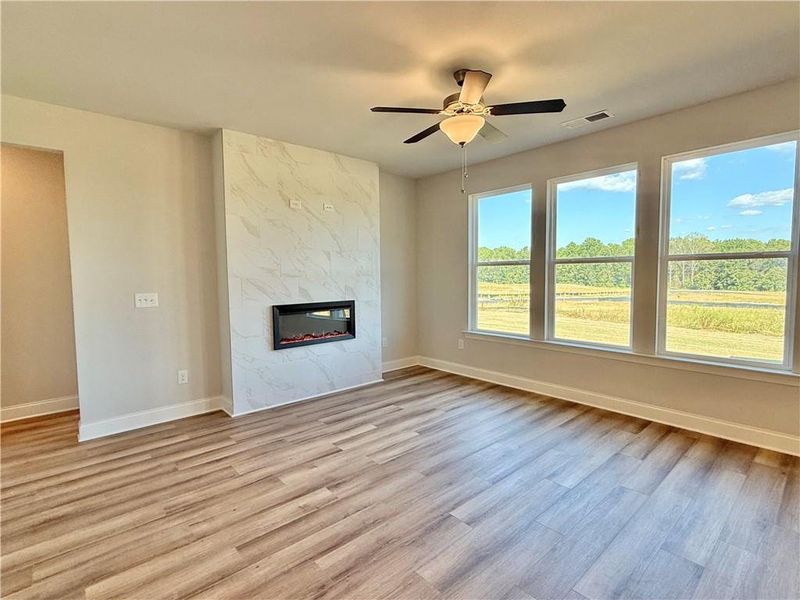 Spacious, unfurnished interior of a new home in , Bonaire (Image 37).