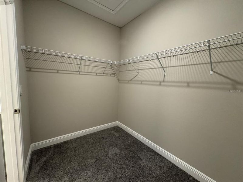 Spacious, unfurnished interior of a new home in Hamlin Ridge, Winter Garden (Image 17).