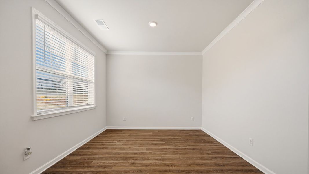 Spacious, unfurnished interior of a new home in Poplar Preserve, Newnan (Image 15).