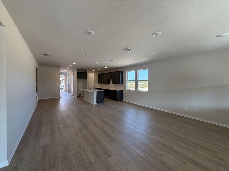 Spacious, unfurnished interior of a new home in Cannon Ranch 45s, Dripping Springs (Image 14). Spacious, unfurnished interior of a new home in Cannon Ranch 45s, Dripping Springs (Image 14).
