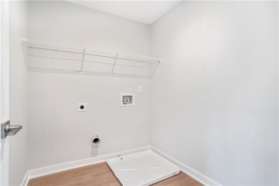 Spacious, unfurnished interior of a new home in The Manor at Gainesville Township, Gainesville (Image 16).