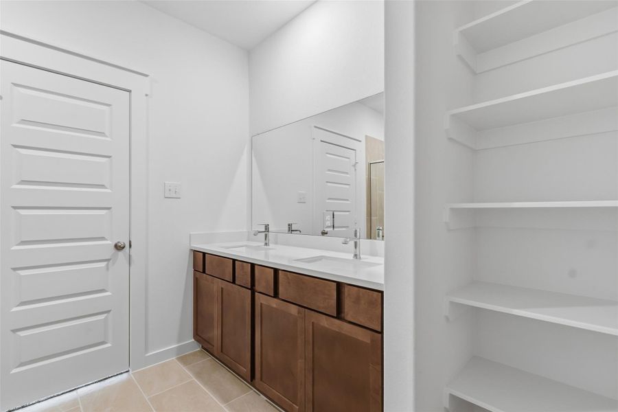 Furnished interior view inside a new home in Mostyn Springs, Magnolia (Image 9). Furnished interior view inside a new home in Mostyn Springs, Magnolia (Image 9).