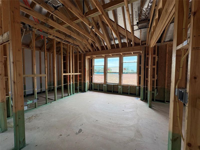 Spacious, unfurnished interior of a new home in Berry Creek Highlands, Georgetown (Image 10).