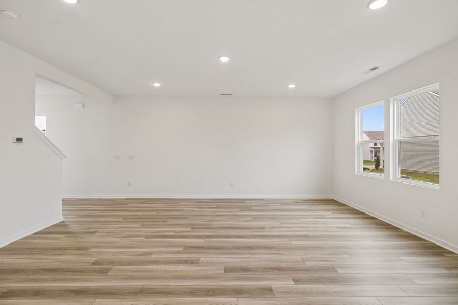 Spacious, unfurnished interior of a new home in Highlands of Carter's Station, Columbia (Image 20).