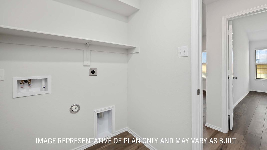 Representative furnished interior of a home built from the Bellvue by D.R. Horton in Victory Ranch, Killeen (Image 11).