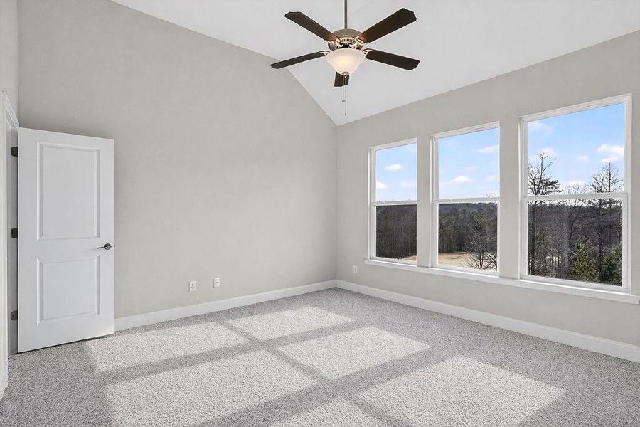 Spacious, unfurnished interior of a new home in , Homer (Image 29).
