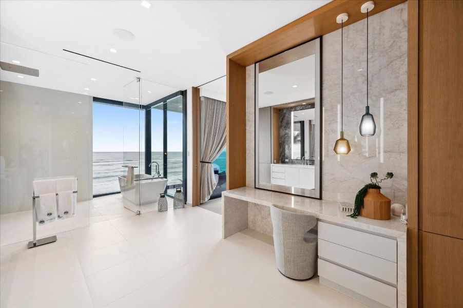 080-999-Hillsboro-Mile-Hillsboro-Beach-F