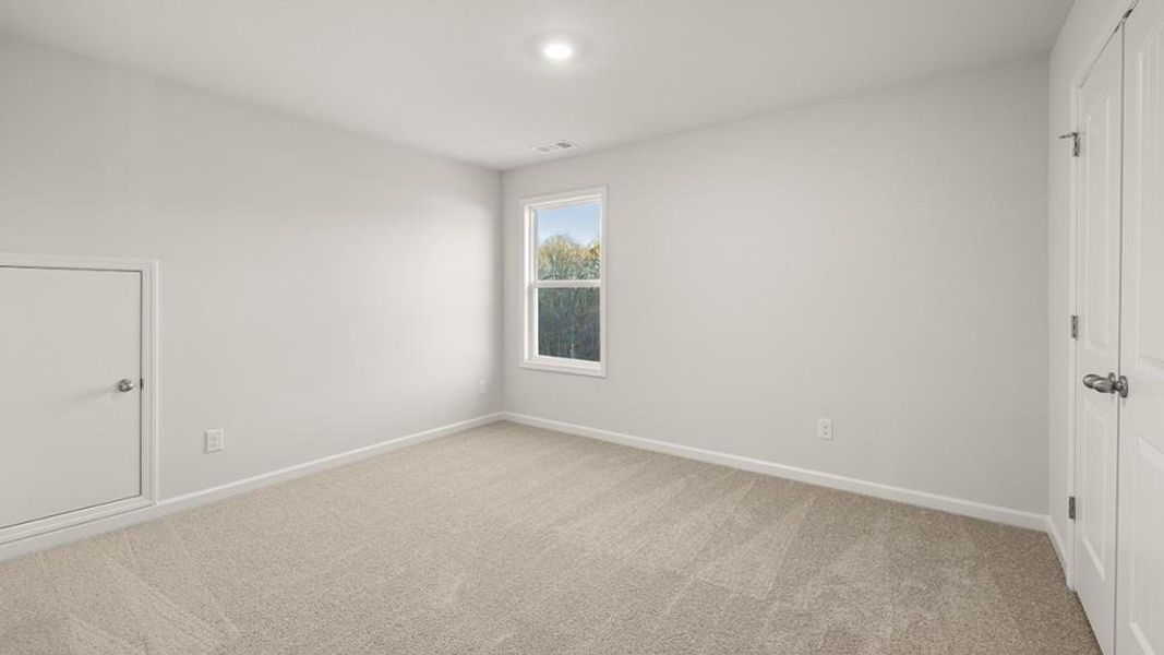 Spacious, unfurnished interior of a new home in Butner Estates, South Fulton (Image 27).