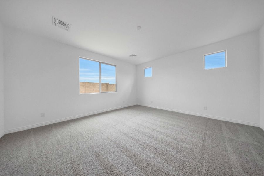 Spacious, unfurnished interior of a new home in Miravida, Surprise (Image 11).