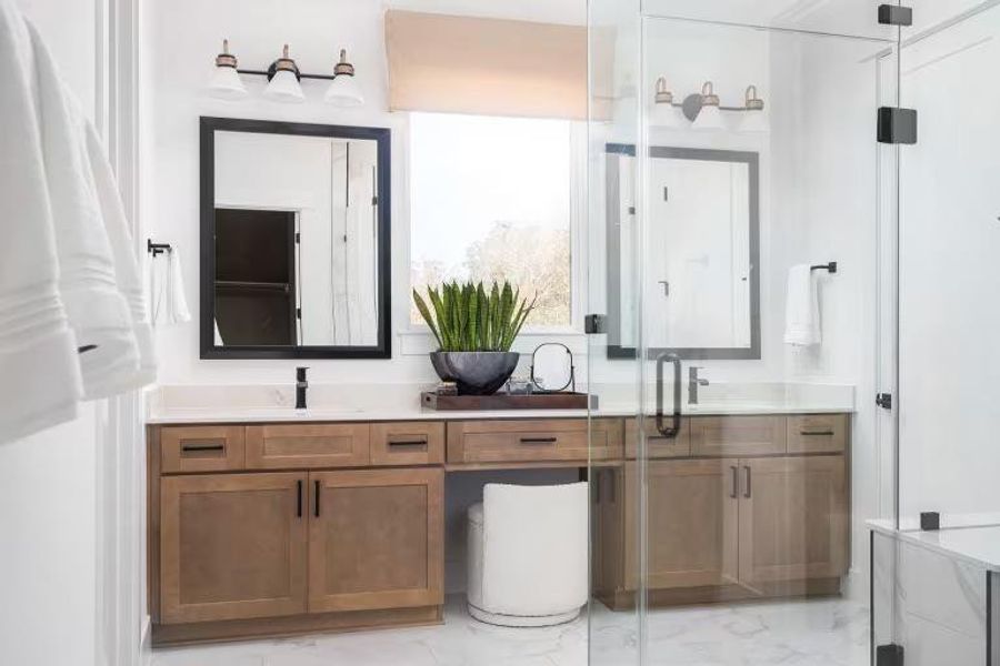 Photo of Pulte model home with same floor plan, not of actual home listed. Photo of Pulte model home with same floor plan, not of actual home listed.