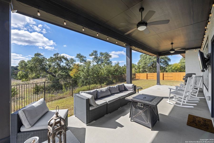 Exterior details and patio area of a home in Meyer Ranch – Legacy Series, New Braunfels (Image 3).