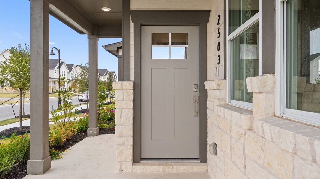 Exterior details and patio area of a home in Avery Centre, Round Rock (Image 4).