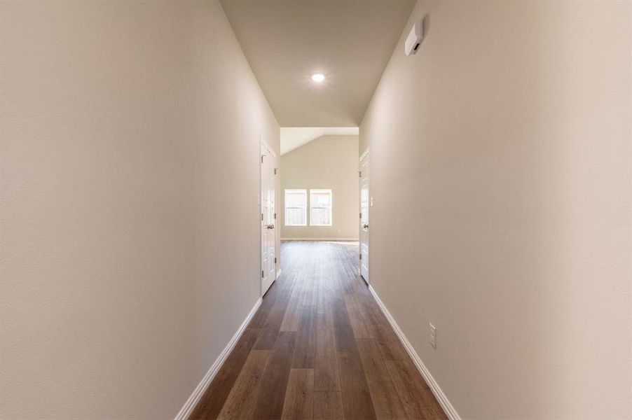 Spacious, unfurnished interior of a new home in Trails of Fossil Creek, Fort Worth (Image 25).