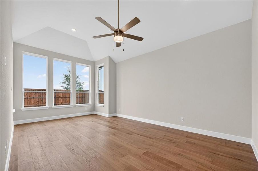 Spacious, unfurnished interior of a new home in The Parks at Wilson Creek, Celina (Image 15).